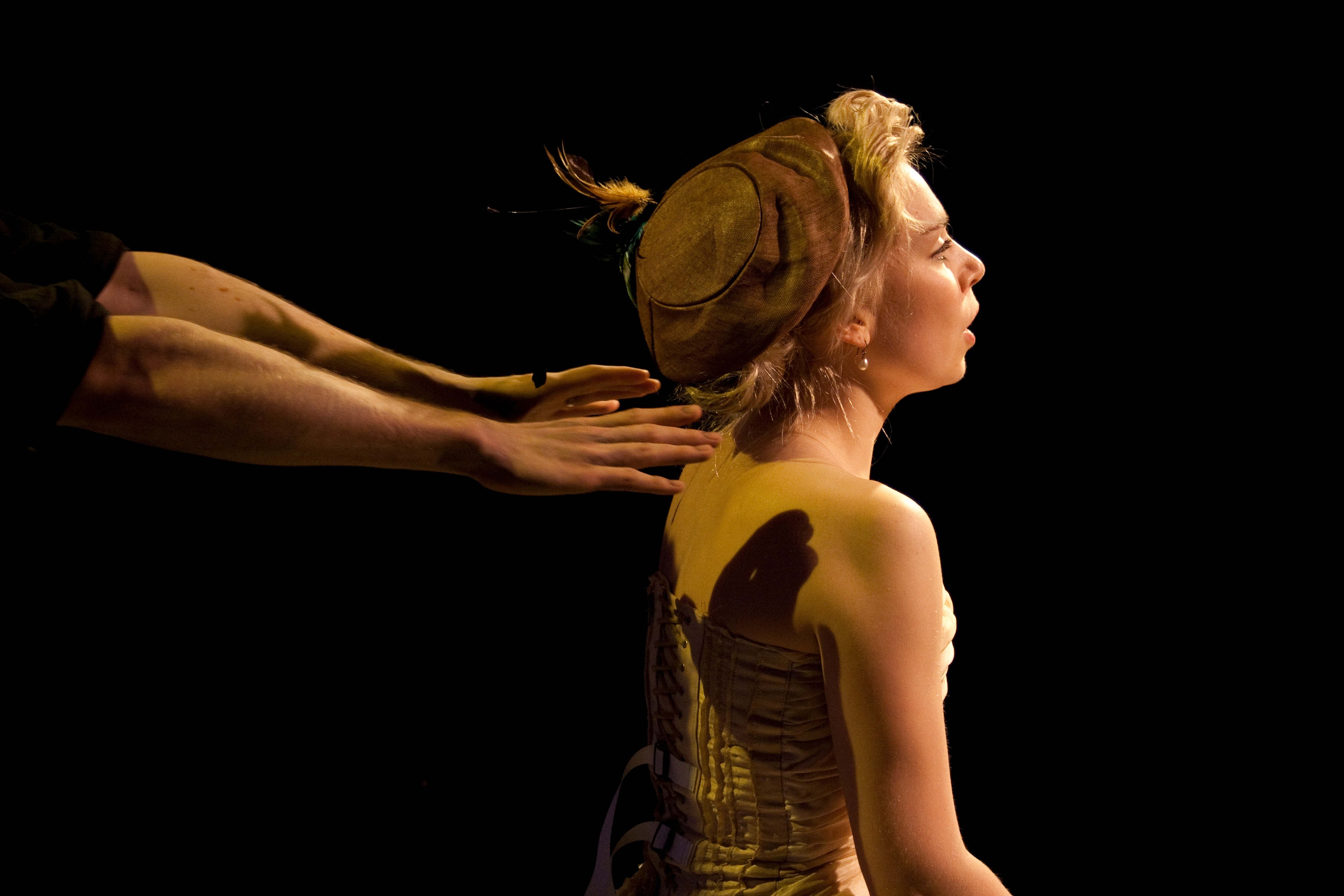 Onnelliset päivät 18 tää